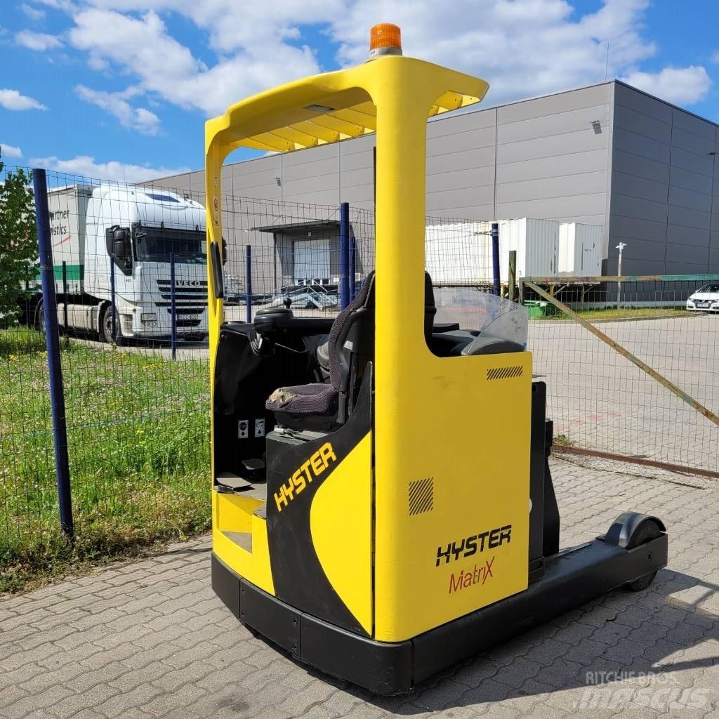 Hyster R 2.0 Työntömastotrukit