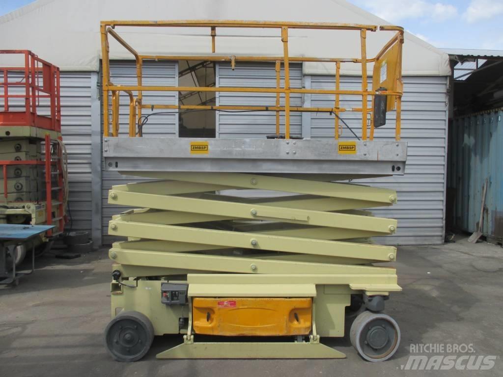 JLG 3246 ES Saksilavat