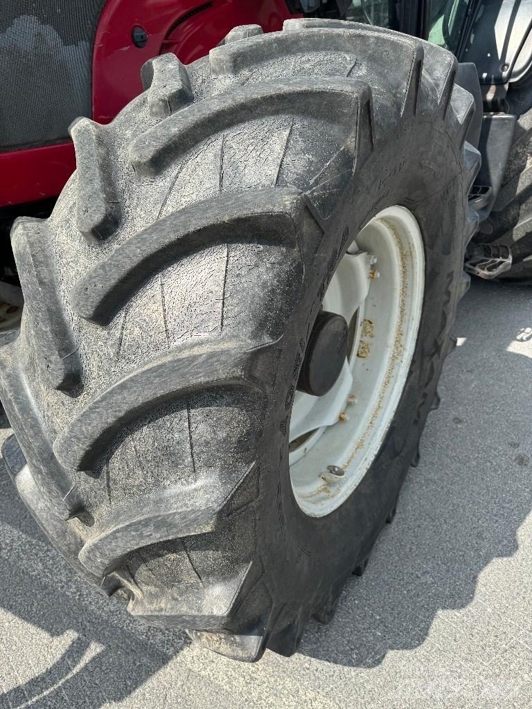 Valtra N141 Advance Traktorit