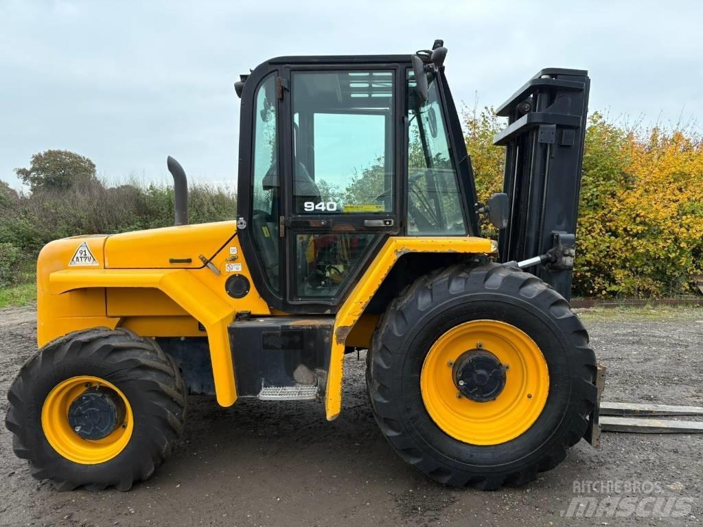 JCB 940 RT Maastotrukit