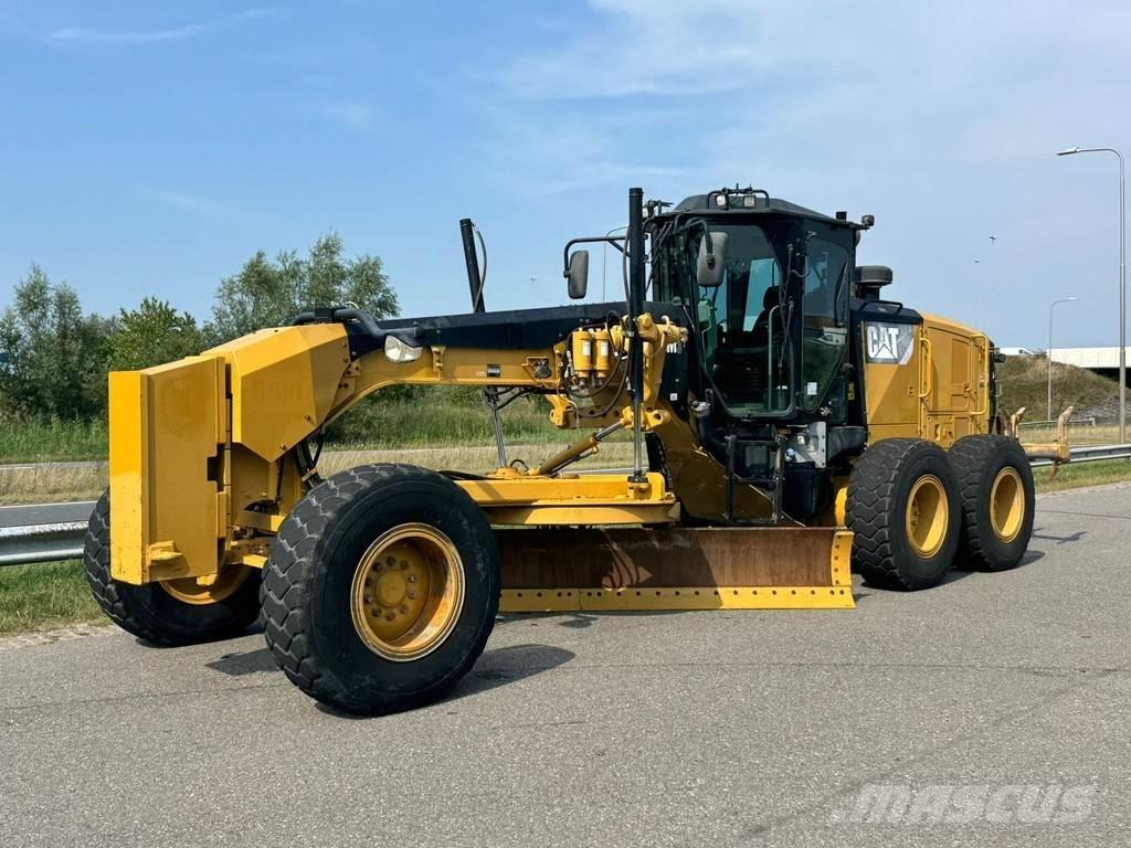 CAT 140M3 Tiehöylät