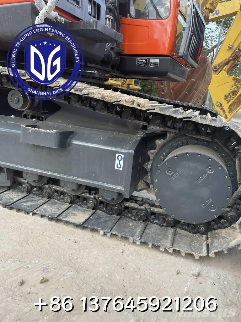 Doosan DX 225 LCA Telakaivukoneet