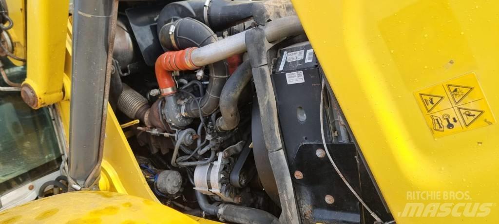 New Holland B 115 C Kaivurikuormaajat