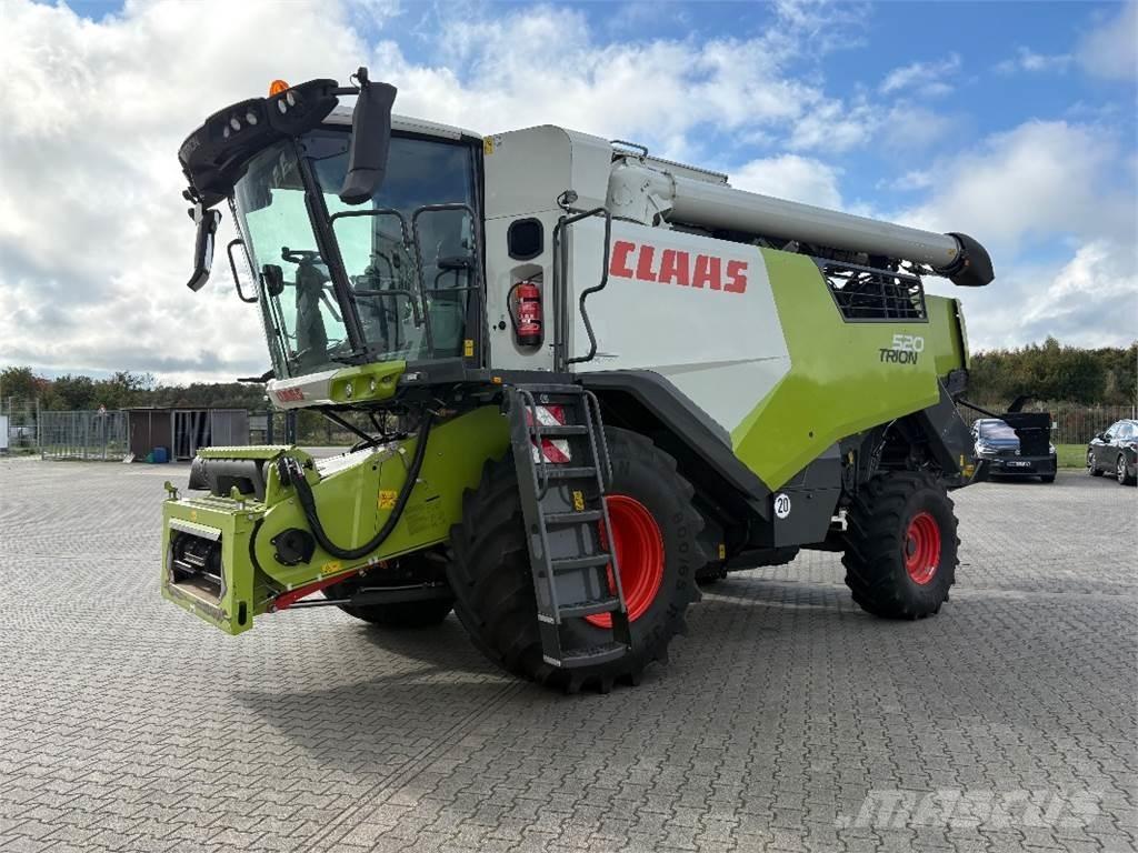 CLAAS TRION 520 Leikkuupuimurit