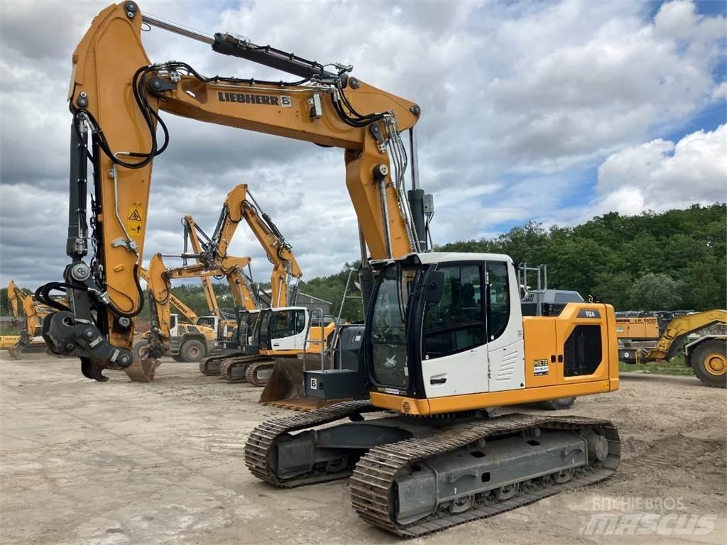 Liebherr R924 Telakaivukoneet