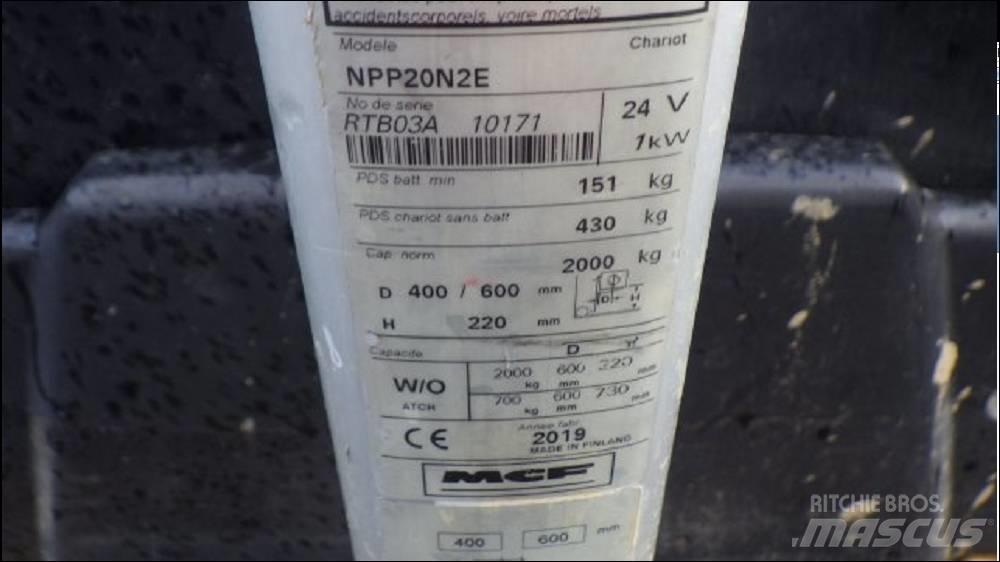 CAT NPP 20 N2E Lavansiirtotrukit