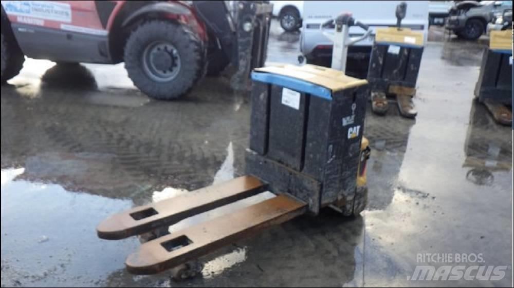 CAT NPP 20 N2E Lavansiirtotrukit