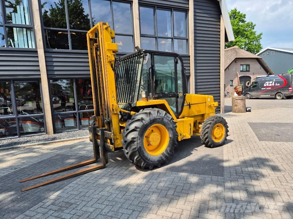 JCB 926 Maastotrukit