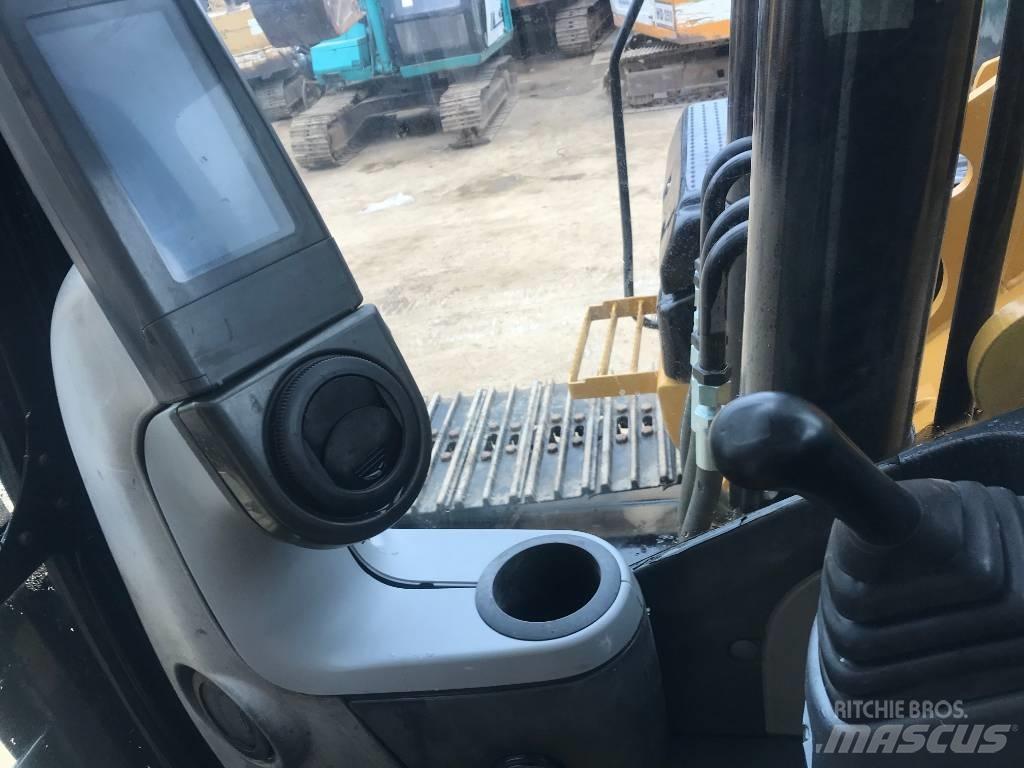 CAT 320 D L Telakaivukoneet