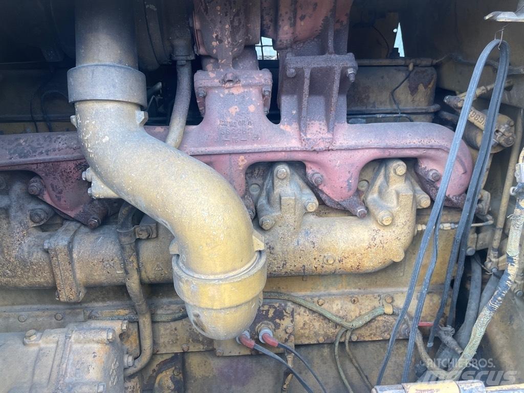 CAT D 8 K Telaketjupuskutraktorit