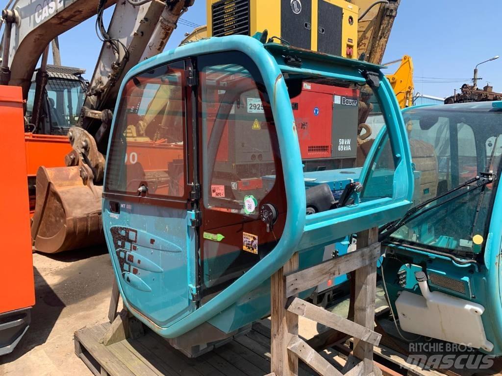 Manitou MT 932 CABIN Ohjaamo ja sisusta