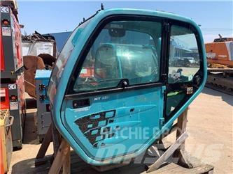 Manitou MT 932 CABIN Ohjaamo ja sisusta