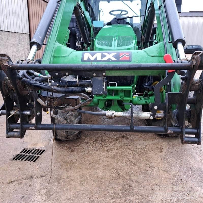 John Deere 6120M Traktorit