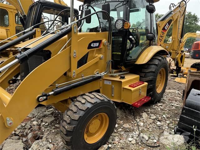 CAT 420 F Kaivurikuormaajat