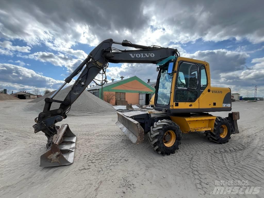 Volvo EW 140 B Pyöräkaivukoneet