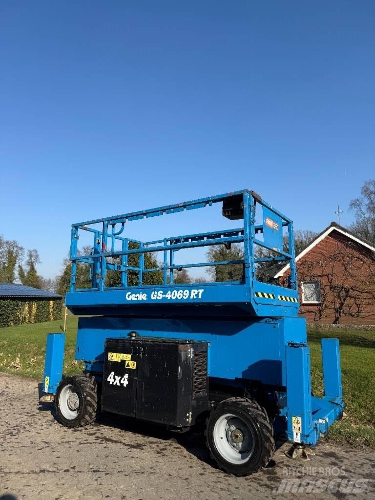 Genie GS 4069 RT Saksilavat