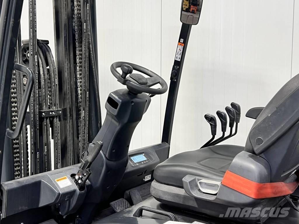 Doosan B50XC-7 Sähkötrukit