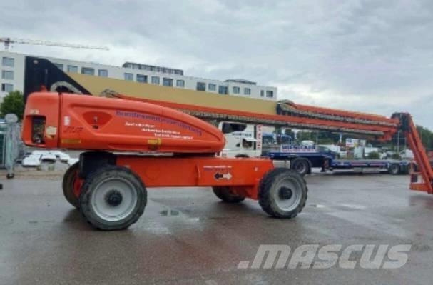JLG 1200 SJP Teleskooppipuominostimet