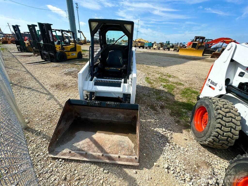 Bobcat T 110 Telakuormaajat