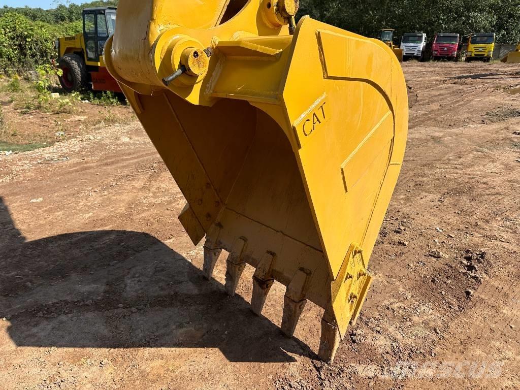 CAT 320CL Telakaivukoneet