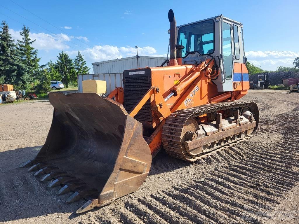 Fiat-Hitachi FL175 Telakuormaajat