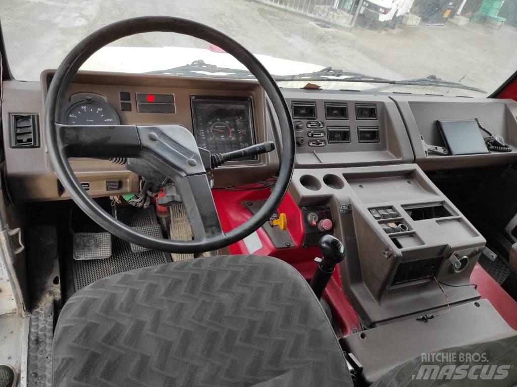 Perlini 131.33D2/C2 Muut kuorma-autot