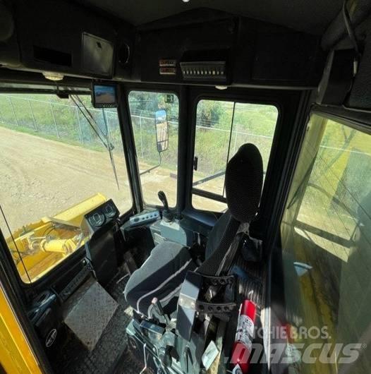 Bomag BC772EB-2 Yksivalssijyrät