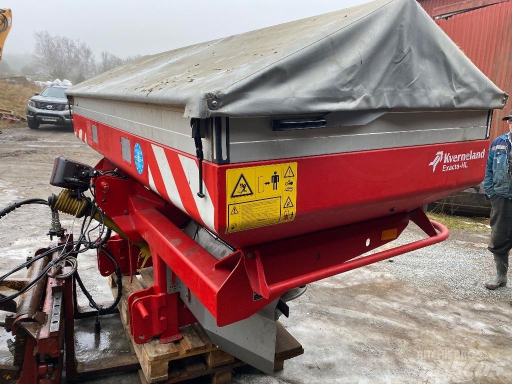 Kverneland Exacta HL Lannoitteenlevittimet