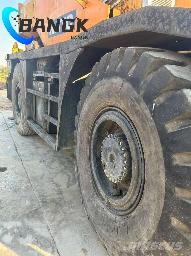 Kato KR 25 H RT-nosturit