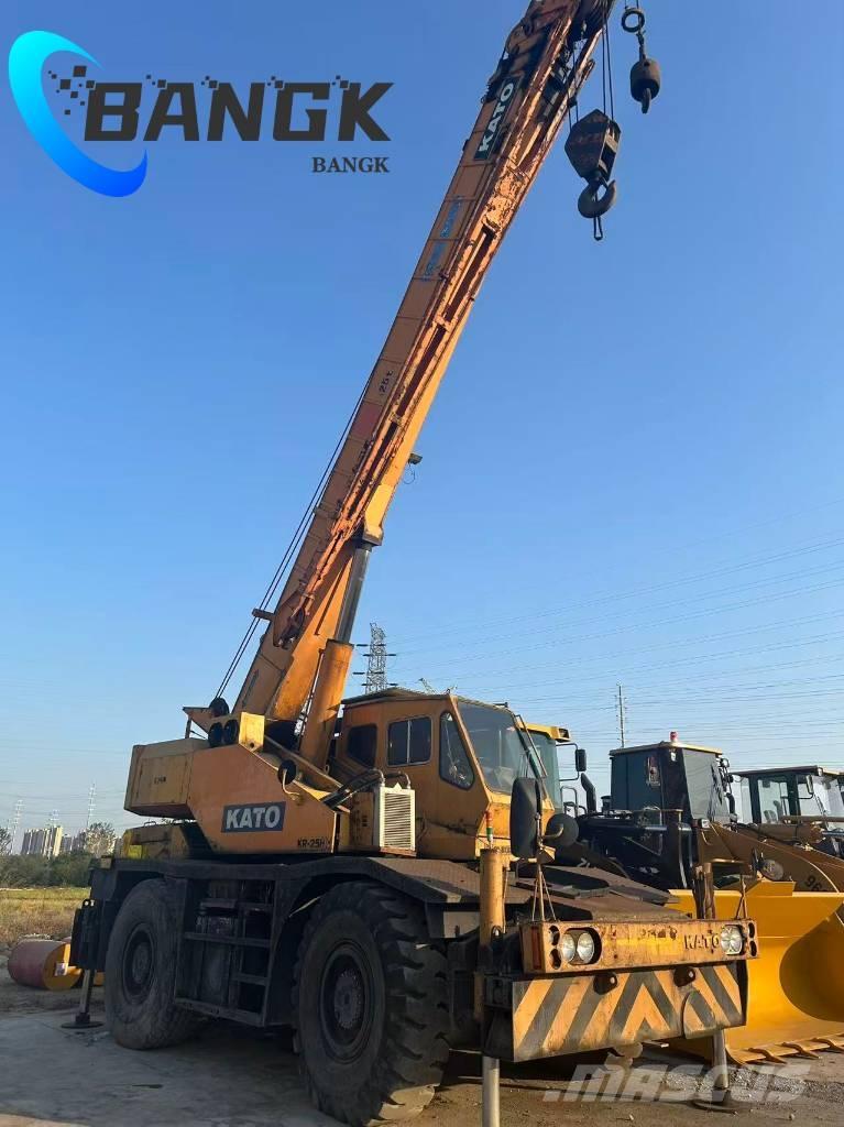 Kato KR 25 H RT-nosturit