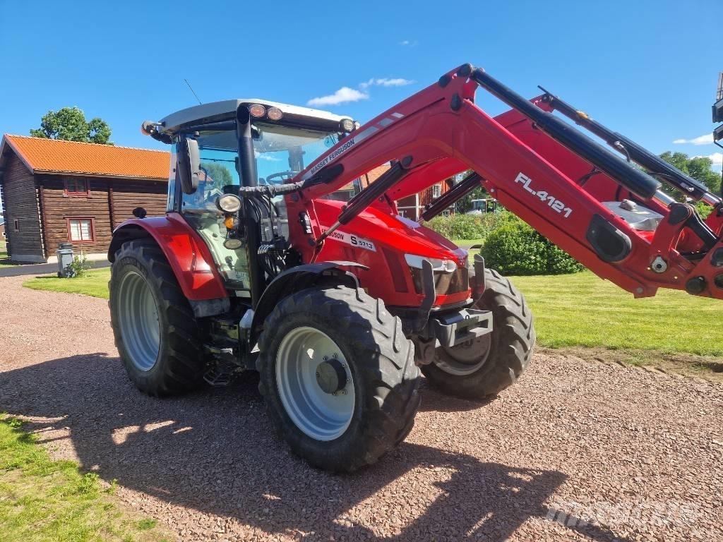 Massey Ferguson 5713 Traktorit
