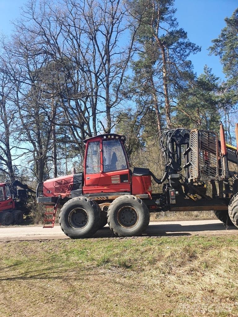 Komatsu 895 Kuormatraktorit