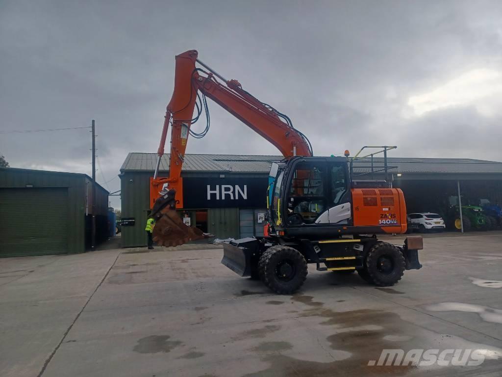 Hitachi 140W Pyöräkaivukoneet