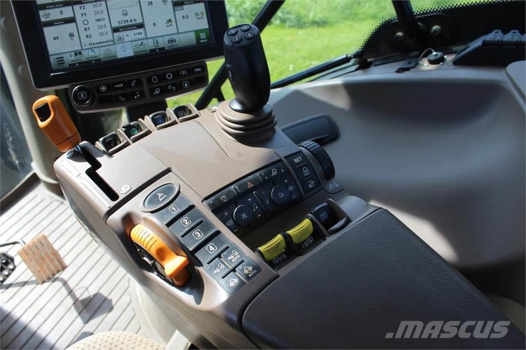 John Deere 6215R Traktorit