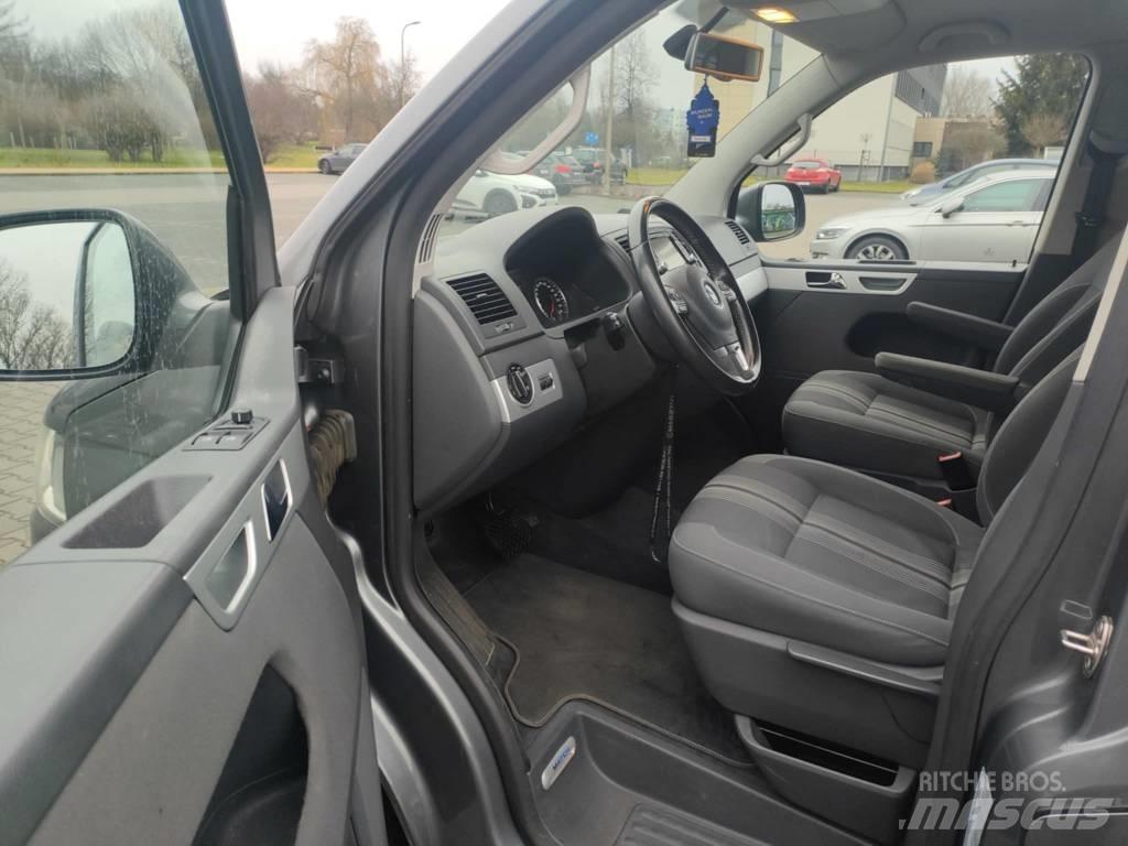Volkswagen Multivan Minibussit