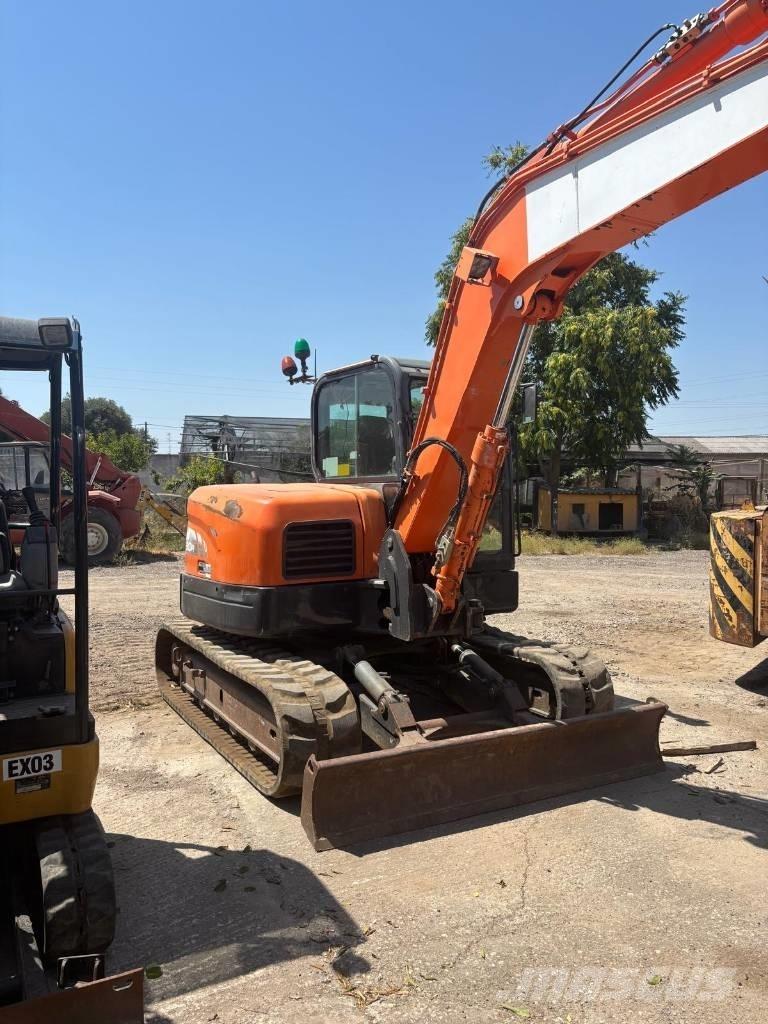 Doosan DX 80 R Midikaivukoneet 7t - 12t