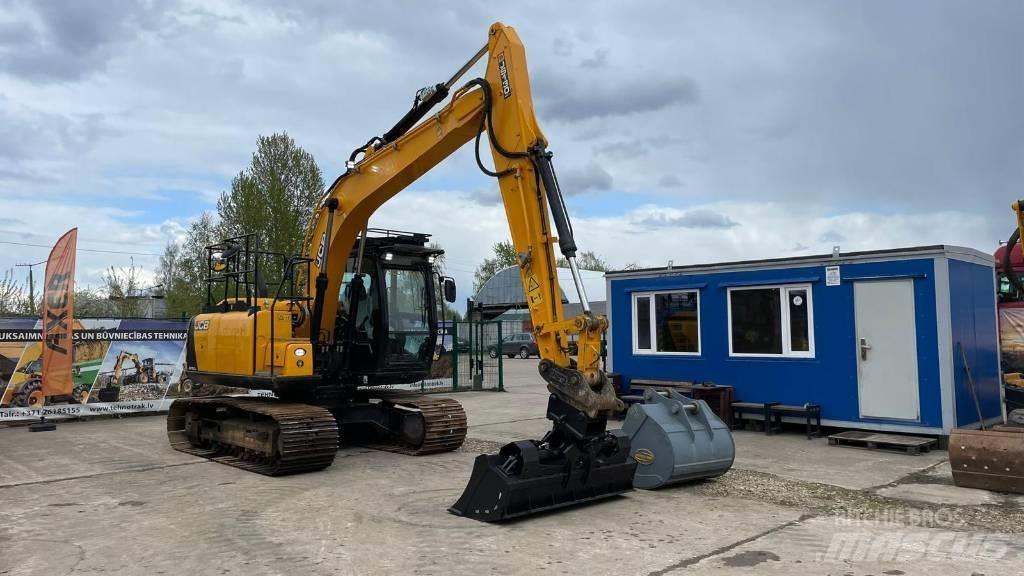 JCB JS 130 LC Telakaivukoneet