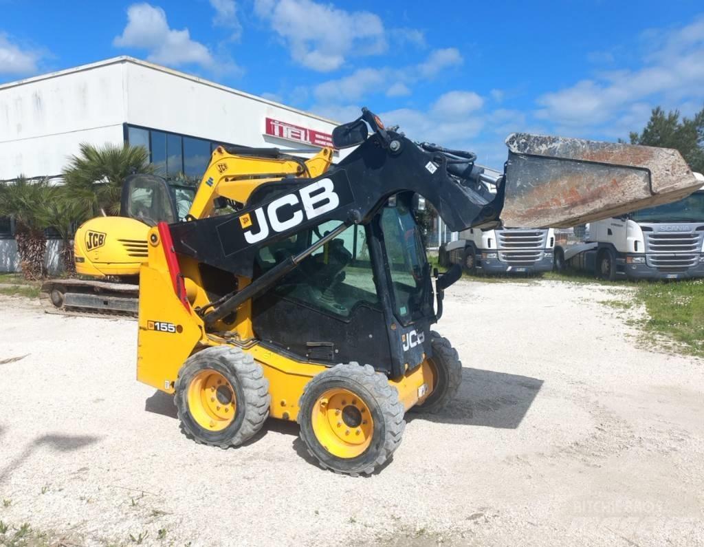 JCB 155 Liukuohjatut kuormaajat
