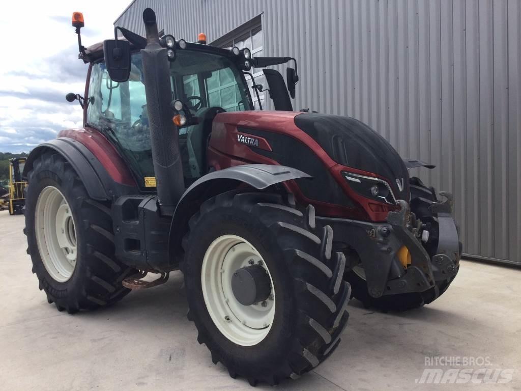 Valtra T194 Traktorit