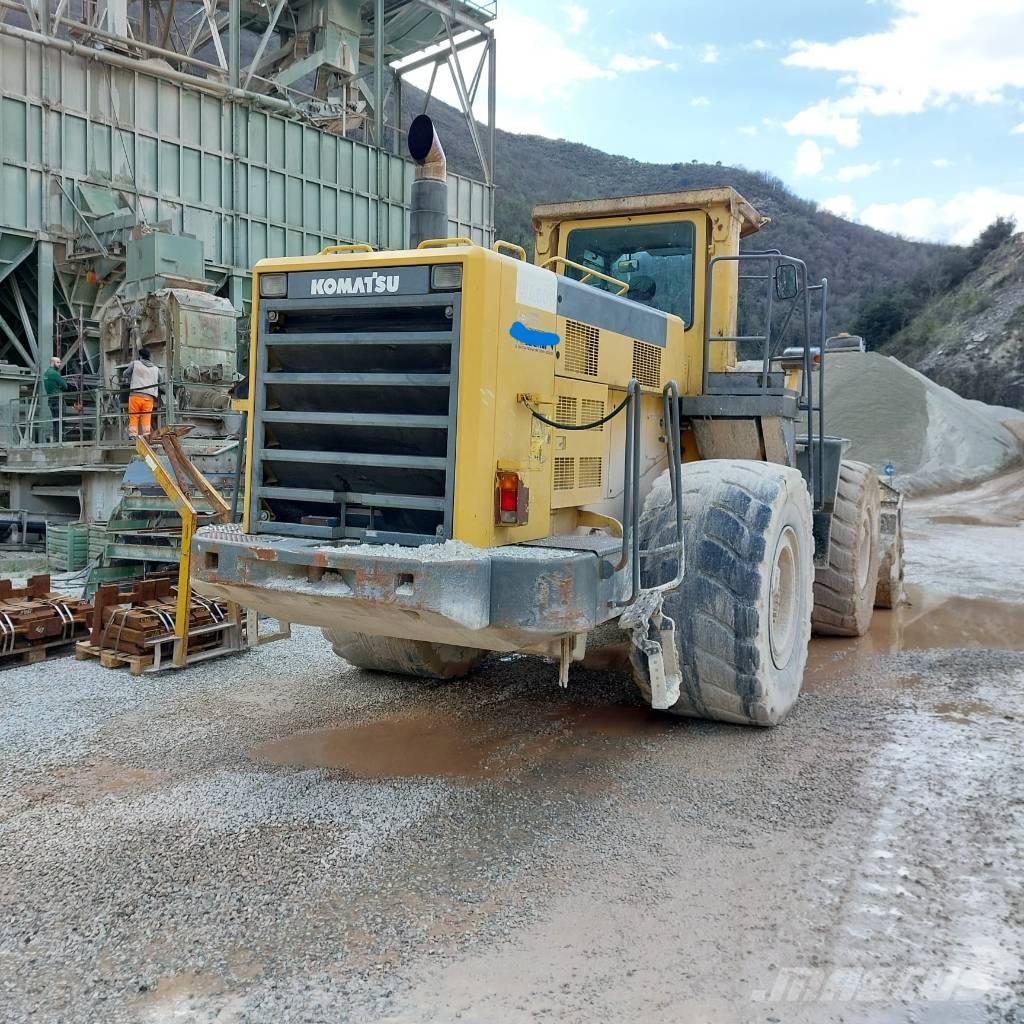Komatsu WA 600-3 Pyöräkuormaajat