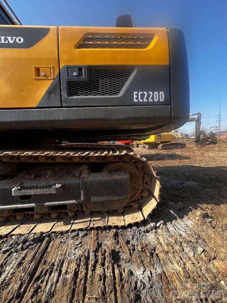 Volvo EC 220 Telakaivukoneet