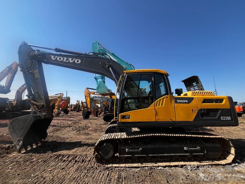 Volvo EC 220 Telakaivukoneet