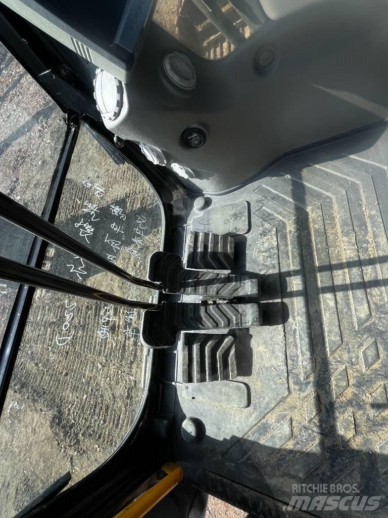 Volvo EC 220 Telakaivukoneet