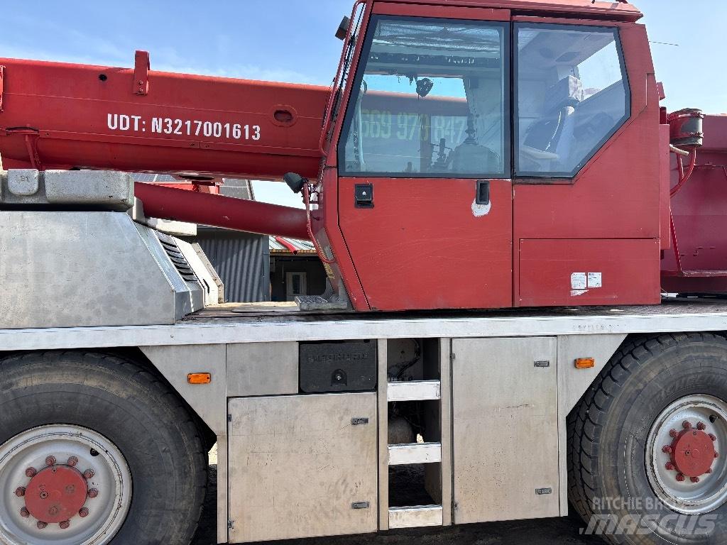 Liebherr LTM 1030 Mobiilinosturit