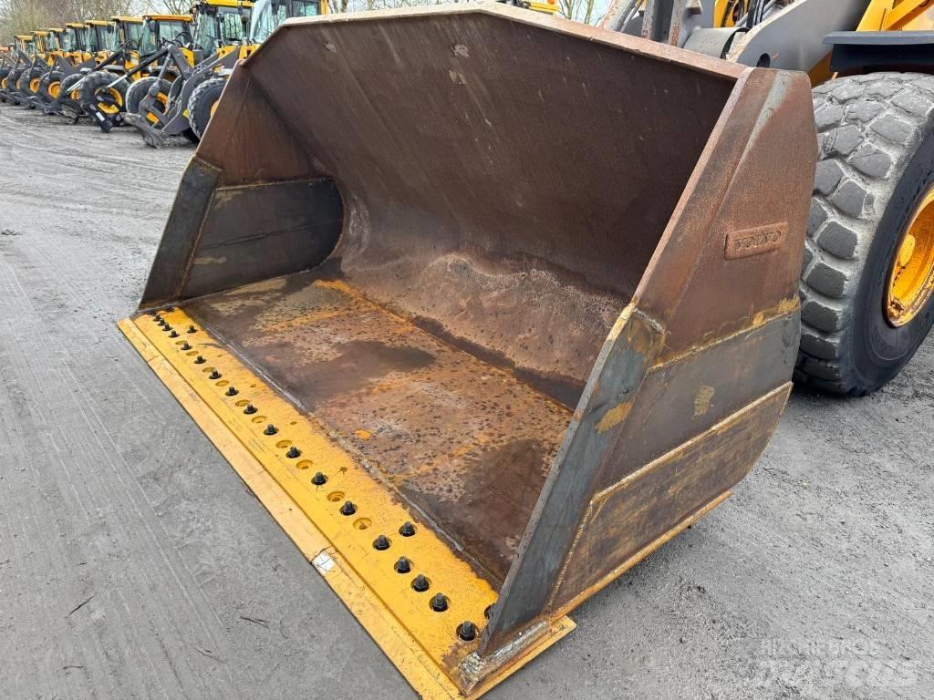 Volvo L 180 H Pyöräkuormaajat