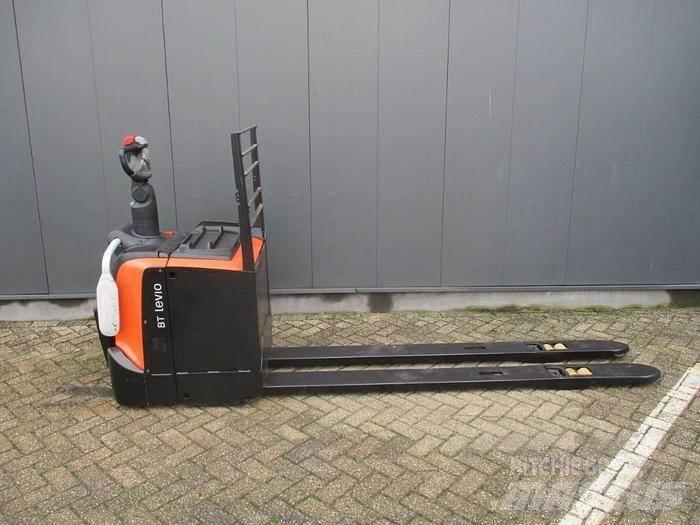 Toyota LPE 250 Lavansiirtotrukit ajotasolla
