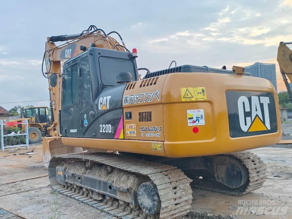 CAT CAT 320D2 Telakaivukoneet
