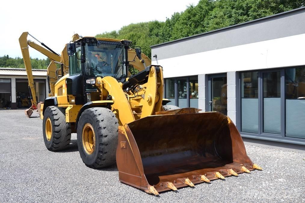 CAT 938 M Pyöräkuormaajat