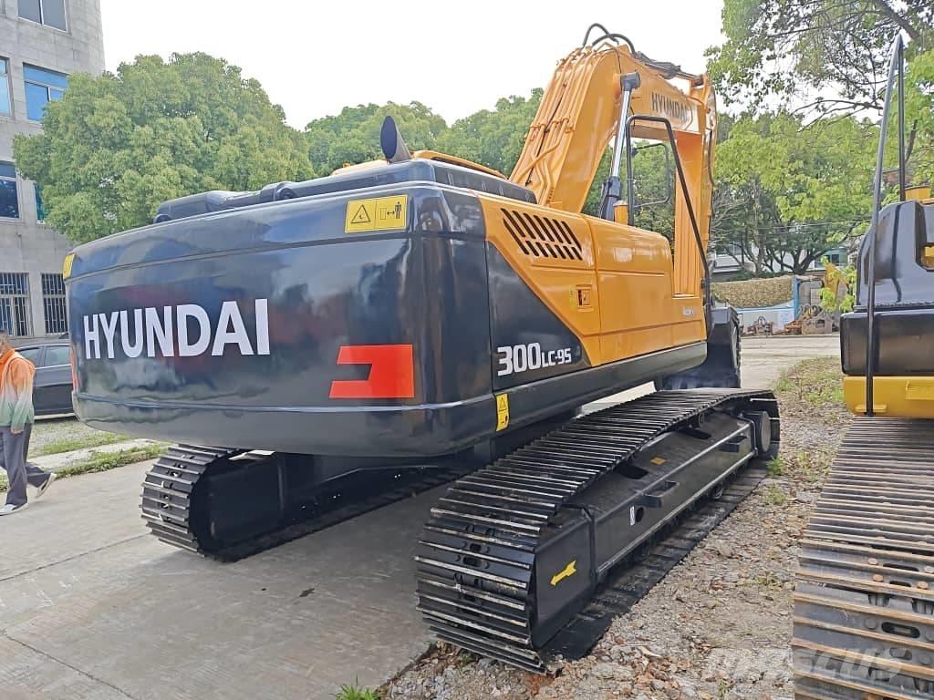 Hyundai R300LC-9S Telakaivukoneet