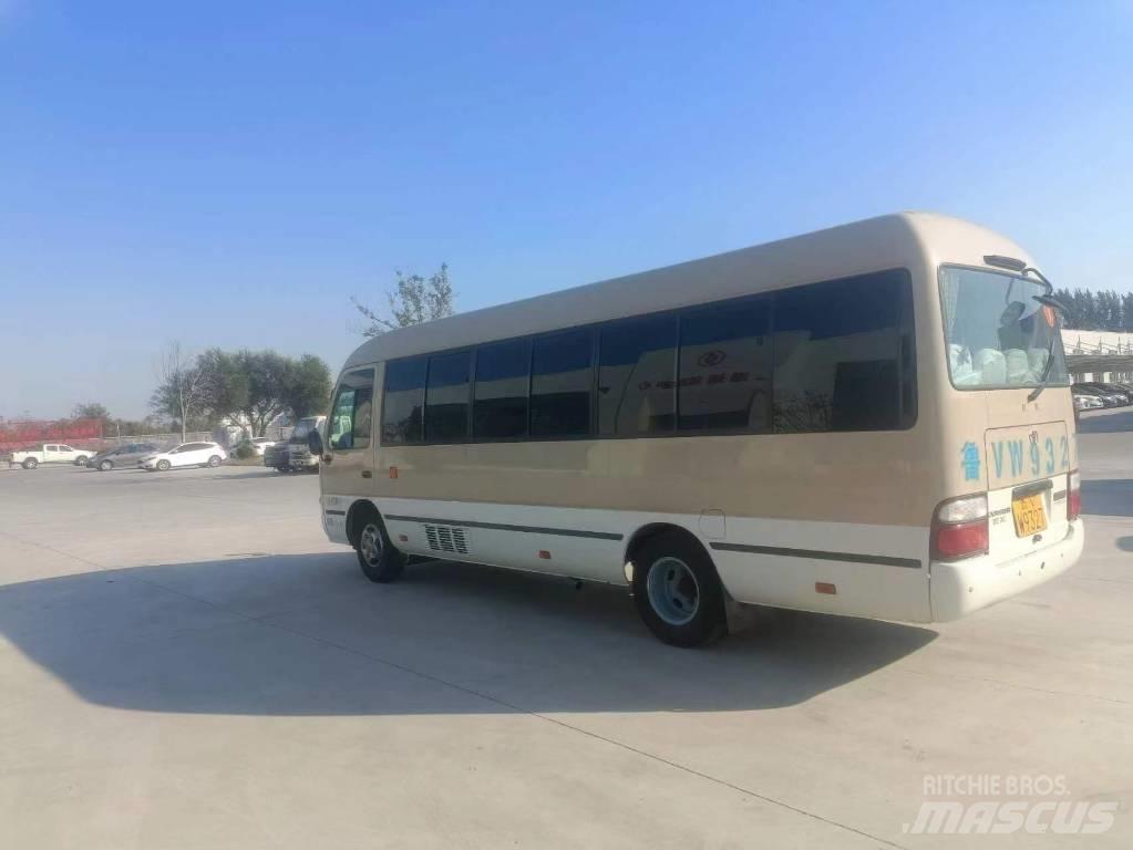Toyota Coaster Bus Minibussit
